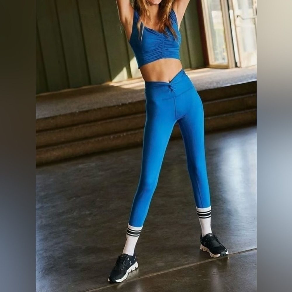 NWT High-Rise Ankle Breathe Deeper Leggings